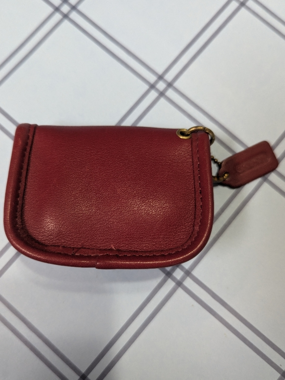 Vintage Coach Red Leather Mini Purse Bag Key Pouch Gold Turnlock City - Picture 6 of 7